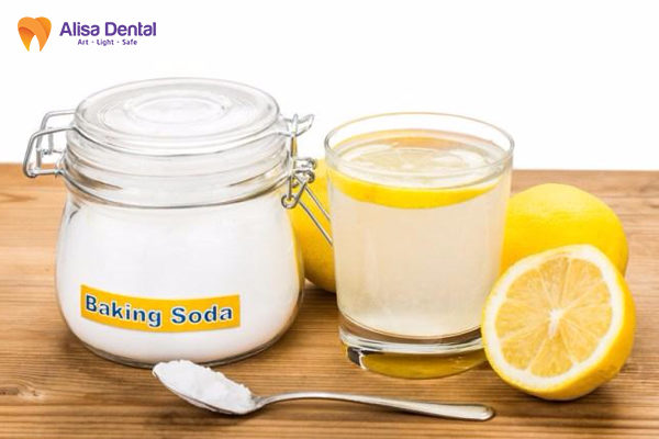 Cách làm trắng răng bằng baking soda 