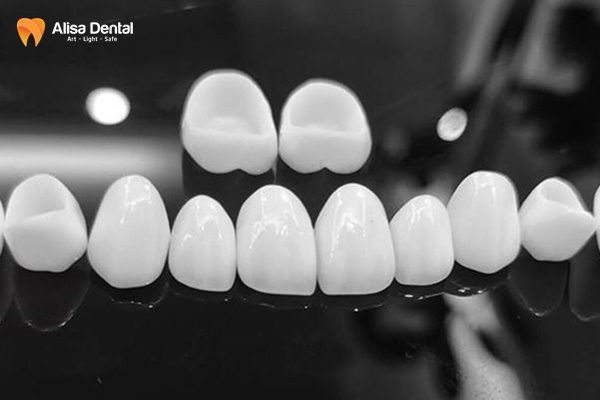 răng sứ Zirconia