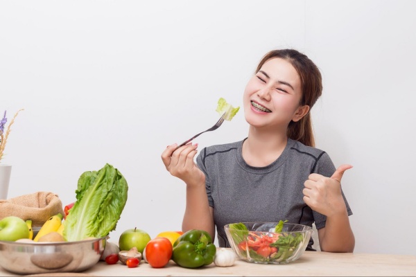 niềng răng thực đơn 7 ngày