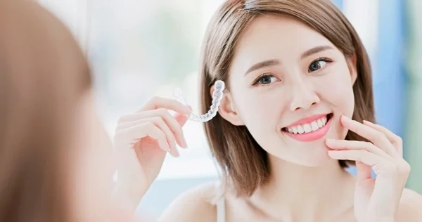 niêng răng Invisalign là có?