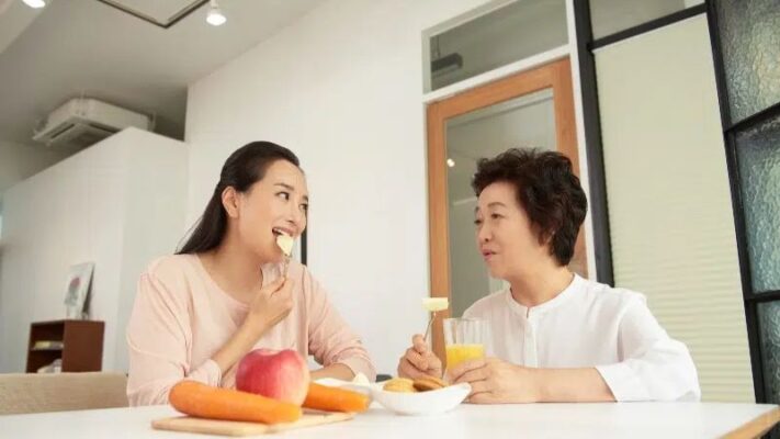 trồng răng cho người cao tuổi