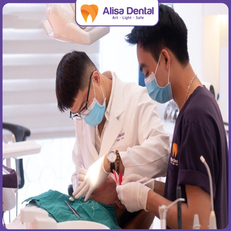 bật chân răng khi niềng răng