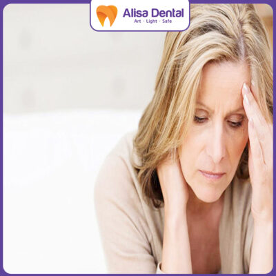 Chăm sóc răng miệng tuổi tiền mãn kinh