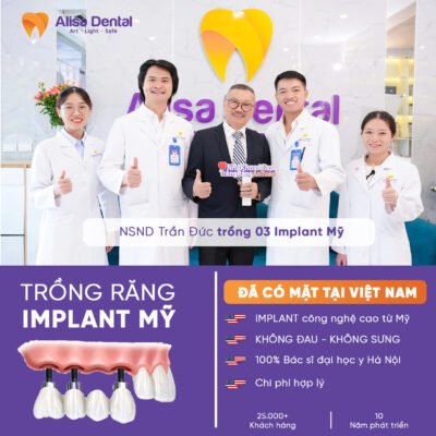 Nghệ sĩ Trần Đức cùng các y bác sĩ tại nha khoa alisa
