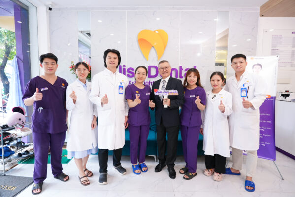 lấy cao răng cầu giấy