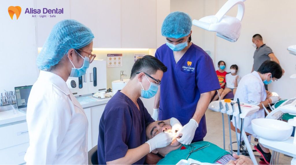 Chảy máu chân răng