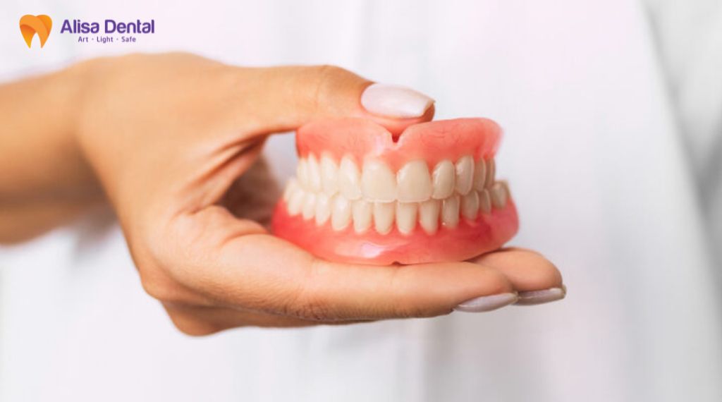 mất răng lâu năm có trồng được không