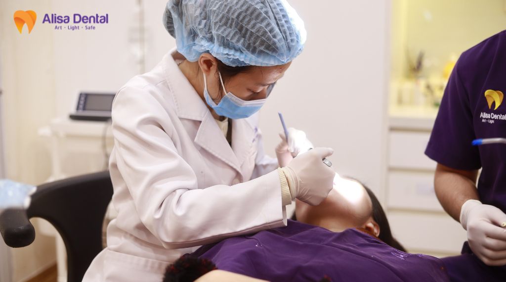 dentist near Hoan Kiem Lake