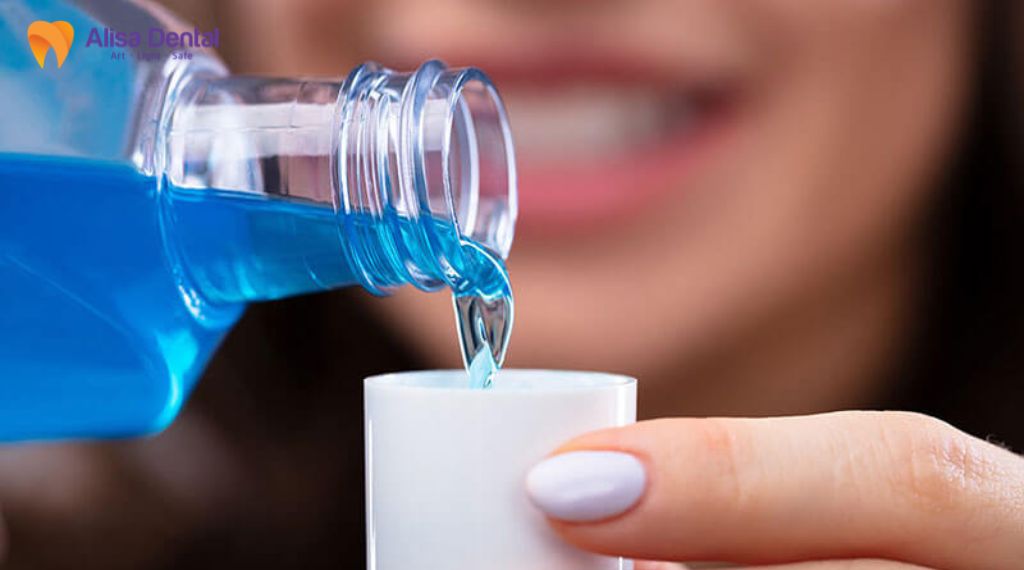 Ê buốt răng do uống đồ lạnh